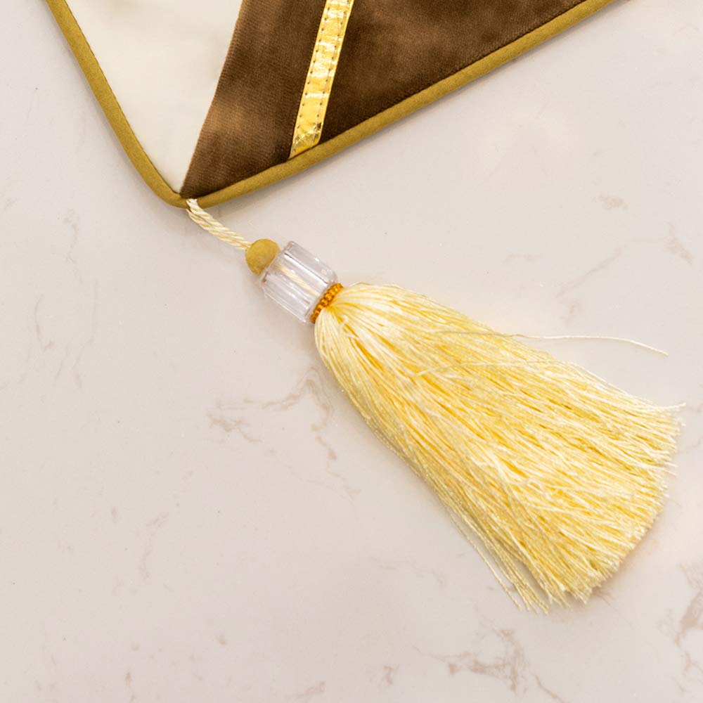 Avigers Modern Luxury Table Runner with Tassels, Chestnut & White Geometric Table Runner for Dining Room, Coffee Table & Entryway Decor, Elegant Decorative Table Scarf 12 x 108 Inch