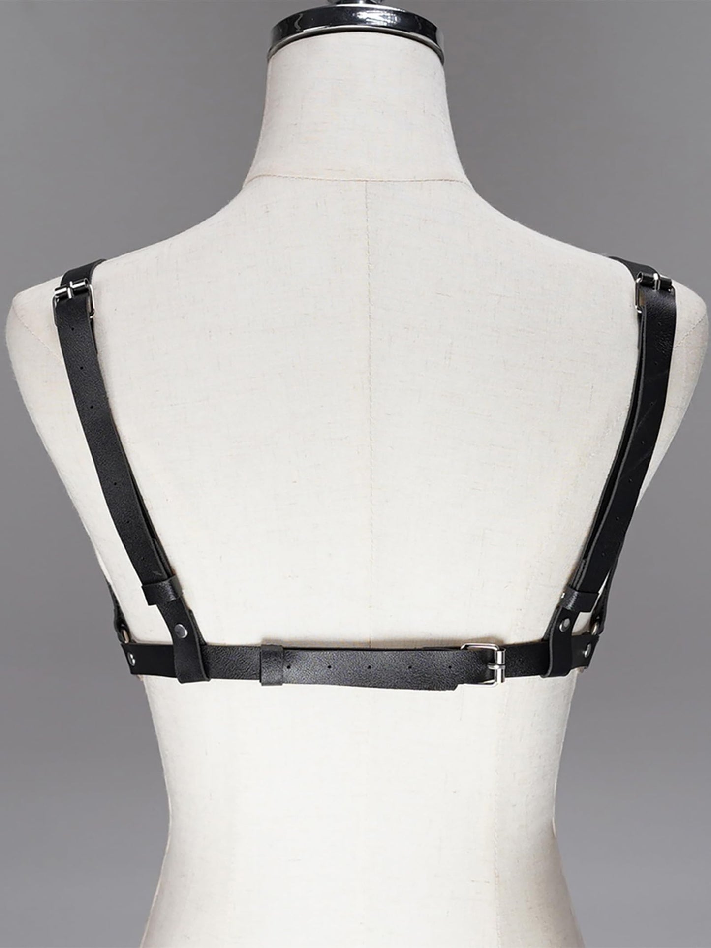 Adjustable PU Leather Chest Harness for Women, Alloy Ring Body Strap with Bow, Gothic Punk Fashion Accessory for Festival, Rave, Clubwear, Cosplay Outfits(Fit Bust 28.7-37.4in) Black