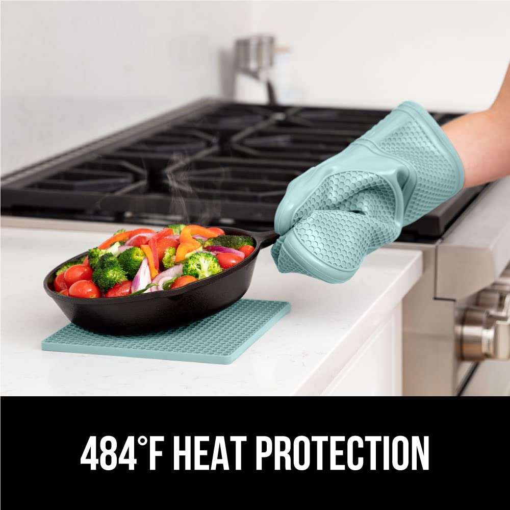 GORILLA GRIP BPA-Free Soft Silicone Oven Mitts and Pot Holders Sets, Heat Resistant Waterproof Cooking Gloves, Thick Cotton Lining, Flexible Gripping for Baking Grilling, Kitchen Trivets, Turquoise