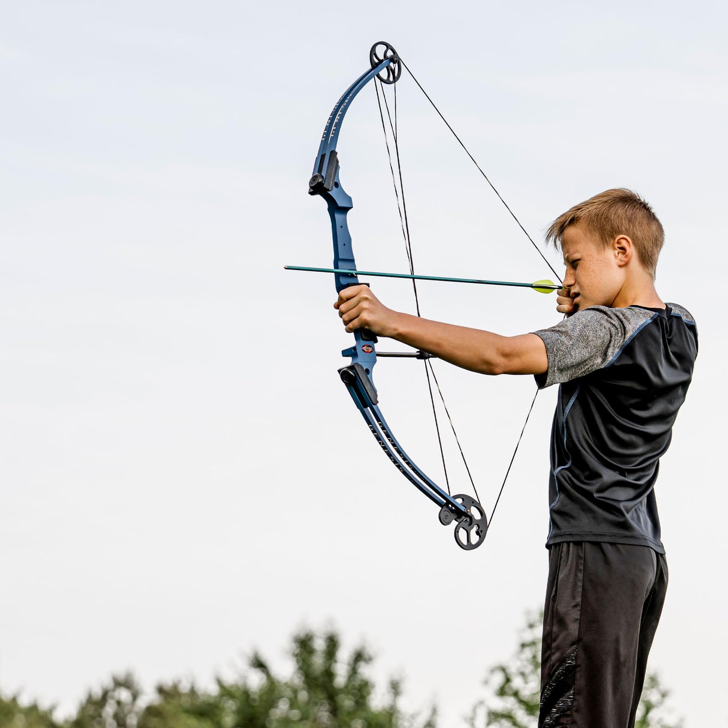 Genesis Archery Original Compound Bow with Adjustable Riser, 15"-30" Draw Length, Right - Archery Bow with 10-20 lb Draw Weight for Youth and Adults