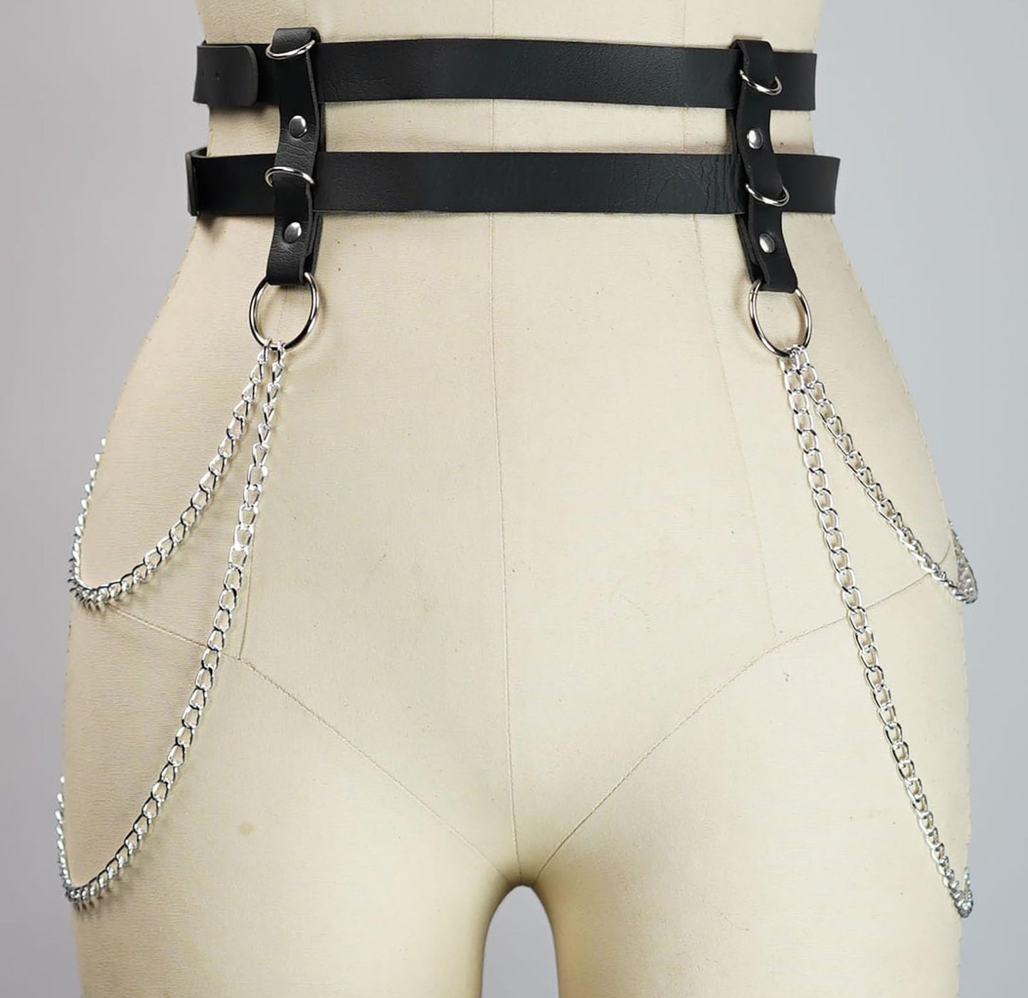 WARANDOD Adjustable PU Leather Double-Layer Chain Belt for Women, Punk Goth Waist Harness with Alloy Chains, Fashion Statement Accessory for Dresses & Outfits (Fit Waist 25.0-36.2in)