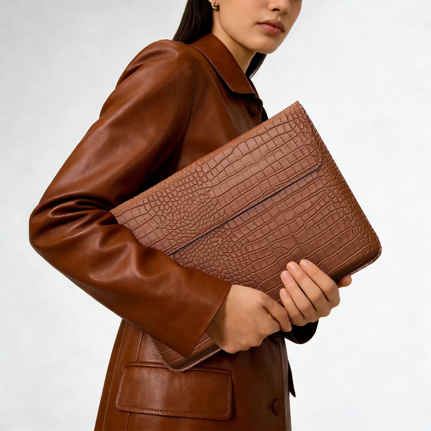YSCLBAHUKE Crocodile Grain PU Leather Flap Envelope Laptop Sleeve Universal 13-13.3 Inch, Fits with MacBook Neo A18 Pro Chips Air/Pro 2026-2016 M5 M4 M3 M2 M1,HP Dell ASUS Lenovo Notebook,Brown 