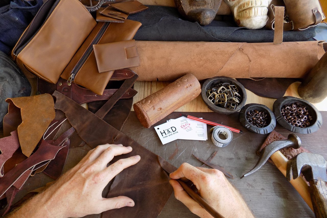 Hide & Drink, Drawstring Tinder Pouch Handmade from Sheepskin and Full Grain Leather (Cinnamon, XL)