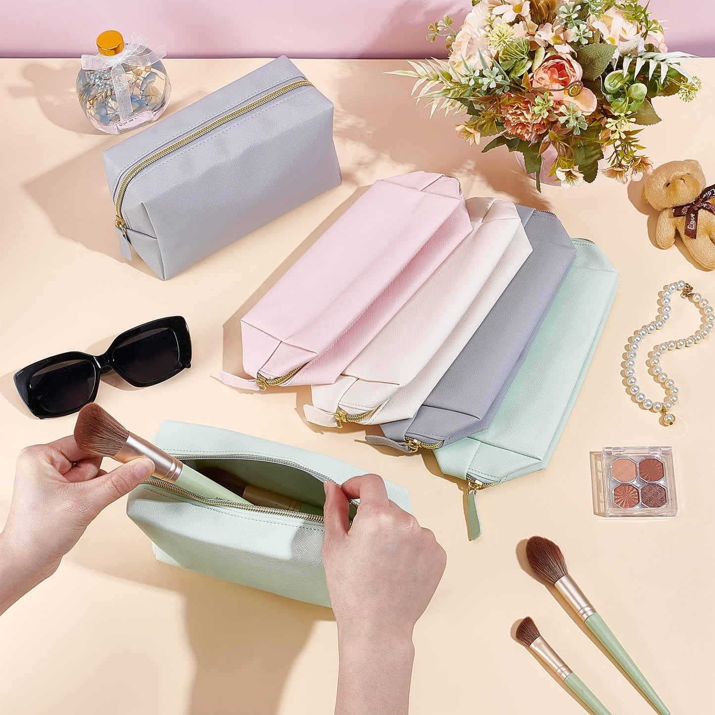 INTERWARM 12Pcs 4 Color Makeup Bag PU Leather Cosmetic Pouch, Bridesmaid Makeup Bags Bulk Zipper Cosmetic Pouch Waterproof Small Portable Toiletry Bag for Women Travel Wedding Party Favors
