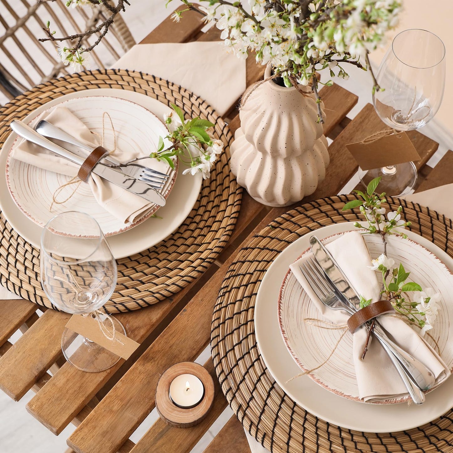 Remerry 24 Pcs Wooden Napkin Rings Handmade Dining Napkin Holder Buckles Farmhouse Semicircle Serviette Ring for Xmas Gathering Everyday Use Harvest Wedding Table Setting (Wood Color)
