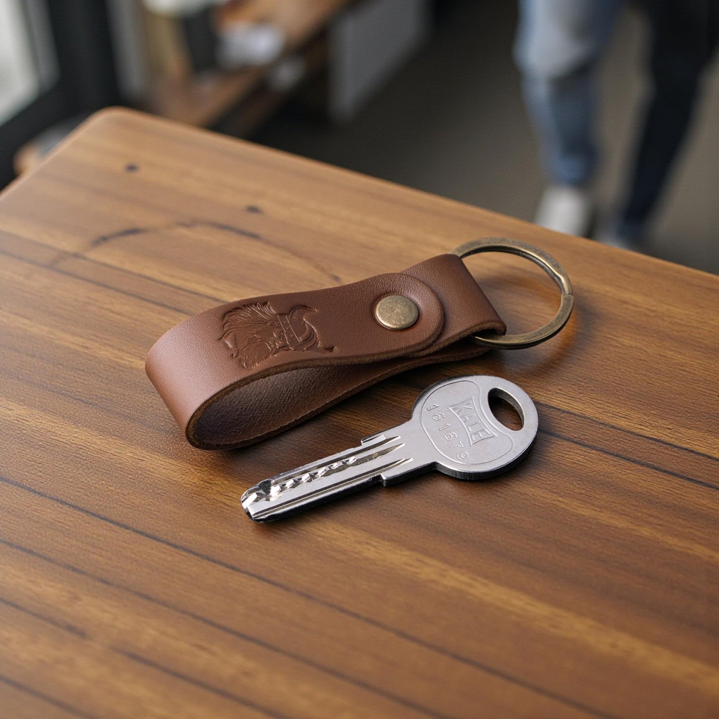 Full Grain Leather Keychain for Men and Women, Personalized Car Keychain, Matte Brown, Gift for Him Her Dad (Chopper Classic)