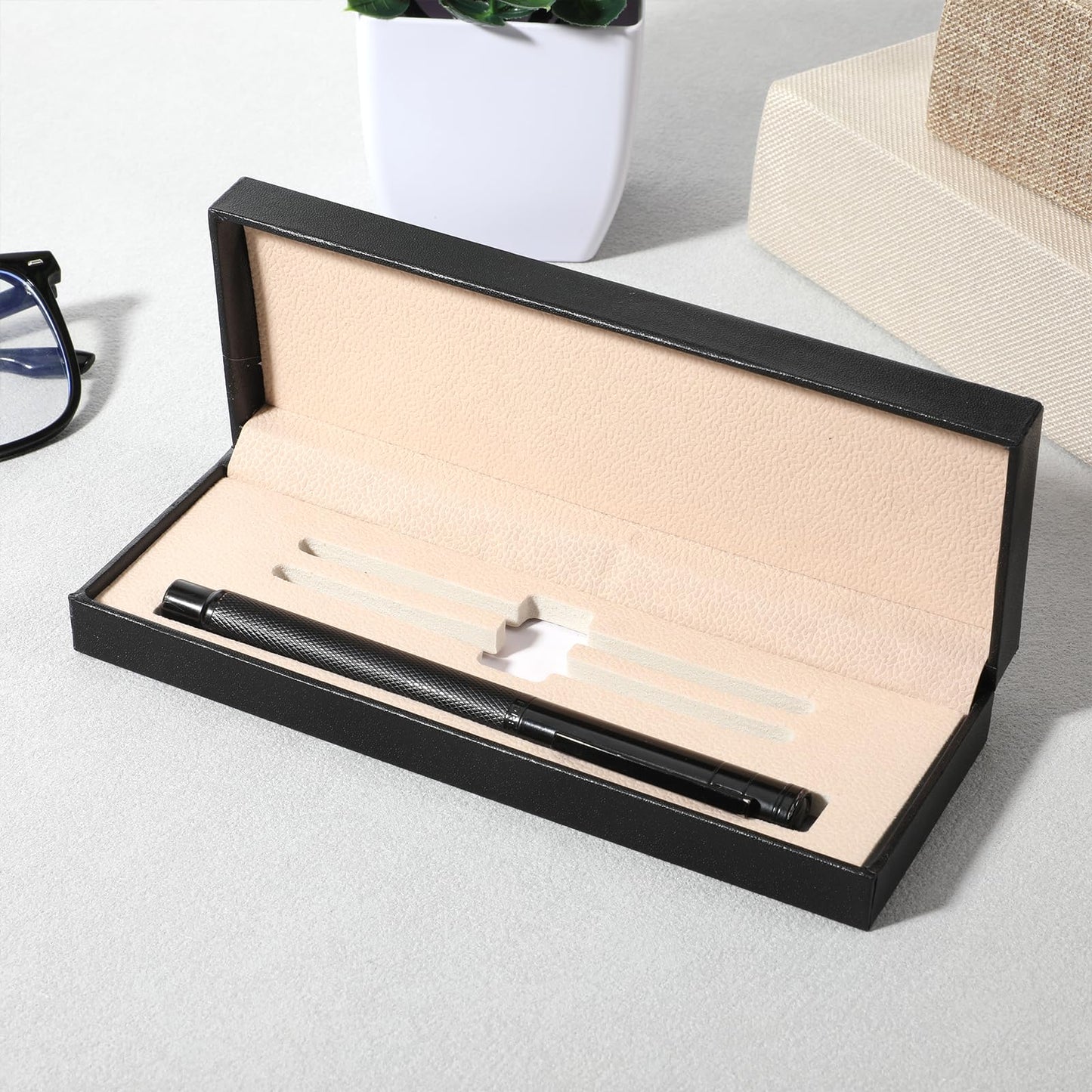 Alrhso Pen Gift Box Empty Leather Pen Box Gift Long Single Pens Cases Fancy Rectangle Sketching Collection Boxes for Women Men Birthday Business Office Supplies, Black
