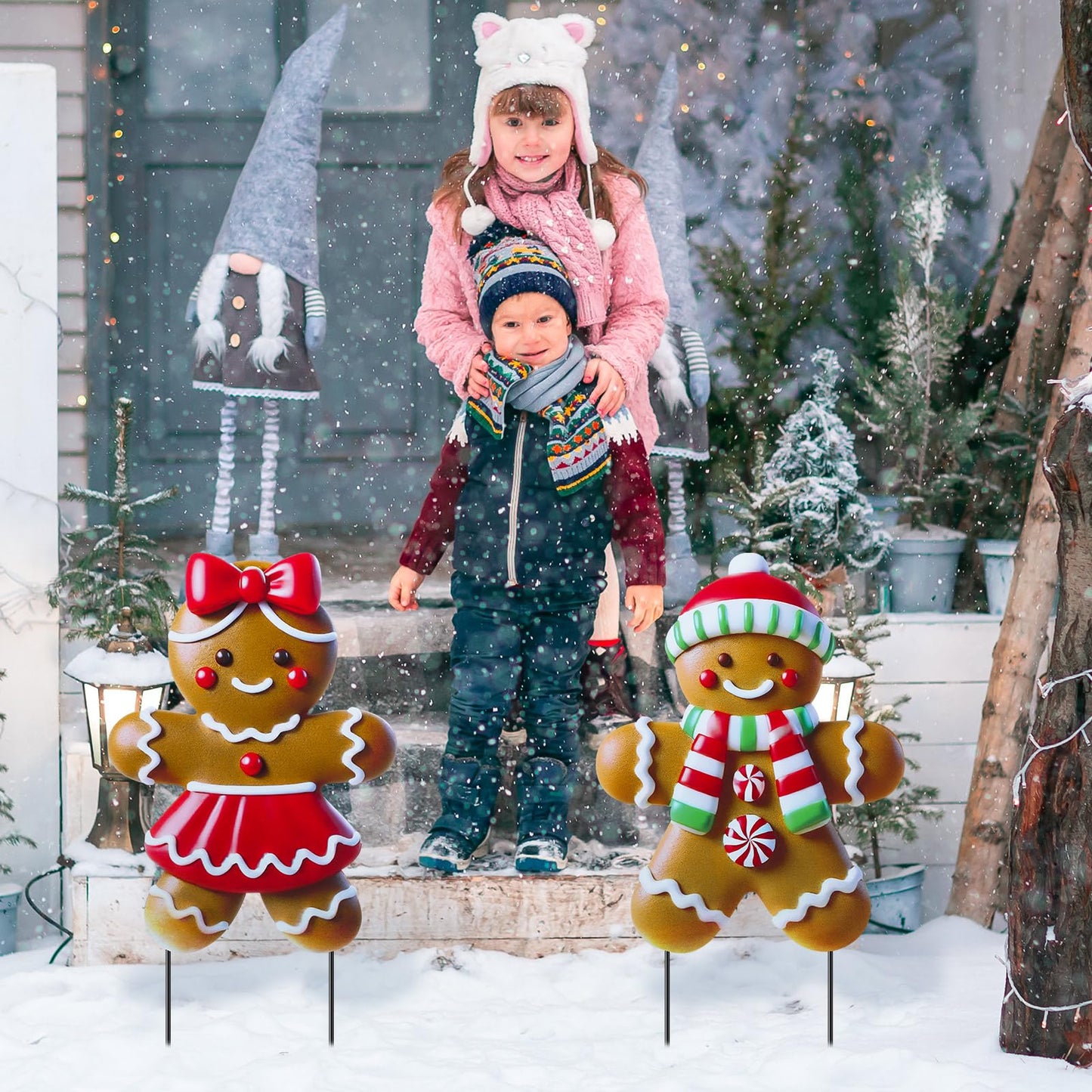 Memorywuu 2 Pack Christmas in July Yard Stakes Metal Stakes 3D Boy and Girl Yard Sign Christmas Outdoor Decorations for Outside Holiday Xmas Winter Ornament Lawn(Classic Gingerbread Man Couple)