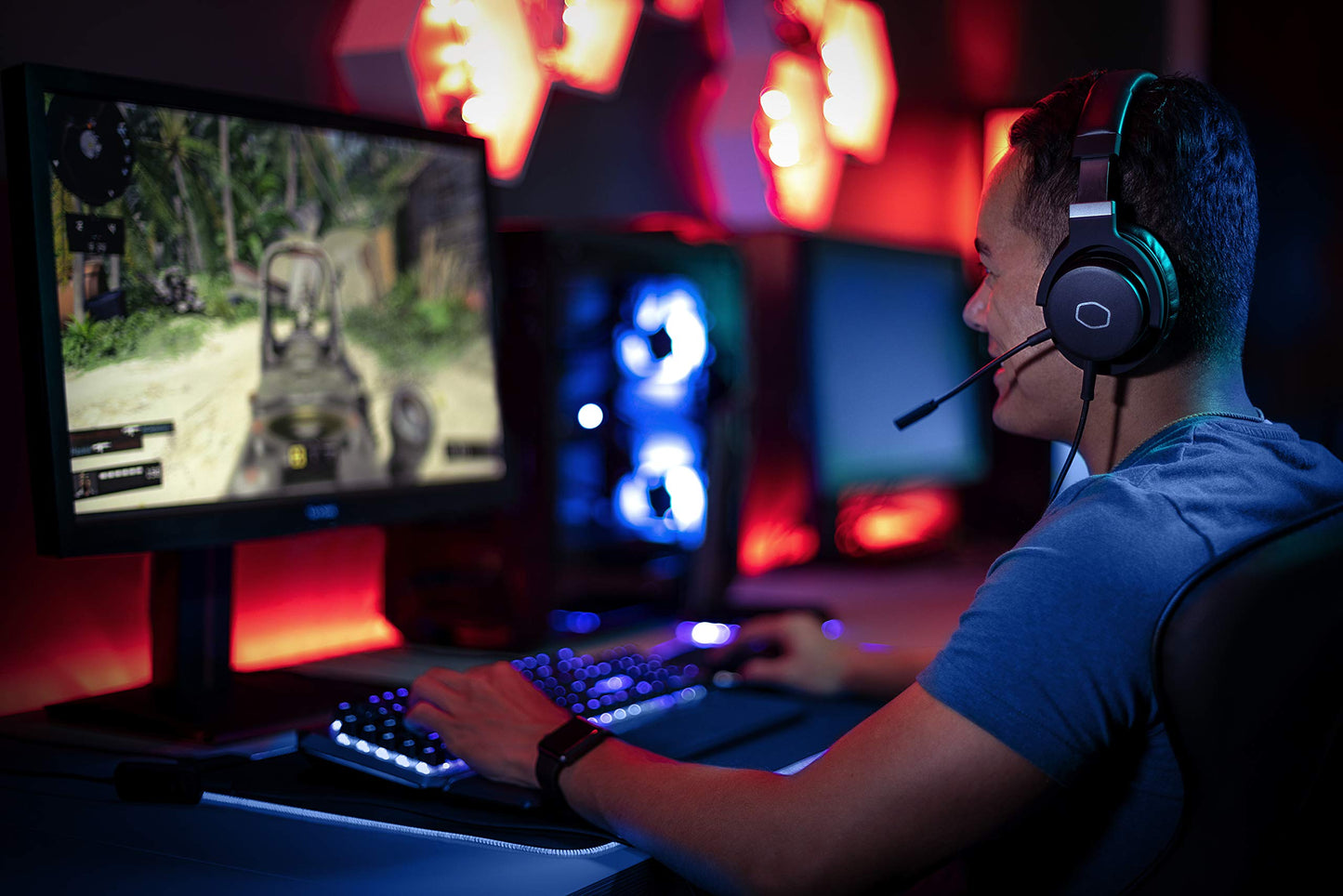 Cooler Master MH-751 MH751 2.0 Gaming Headset with Plush, Swiveled Earcups, 40mm Neodymium Drivers, and Omni-Directional Boom Mic for PC, PS4, and Xbox,Black