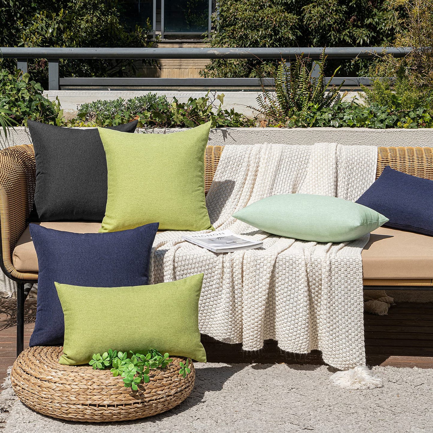 MIULEE Pack of 2 Decorative Outdoor Solid Waterproof Throw Pillow Covers Faux Linen Garden Farmhouse Cushion Cases for Summer Patio Tent Balcony Couch Sofa 18x18 Inch Navy