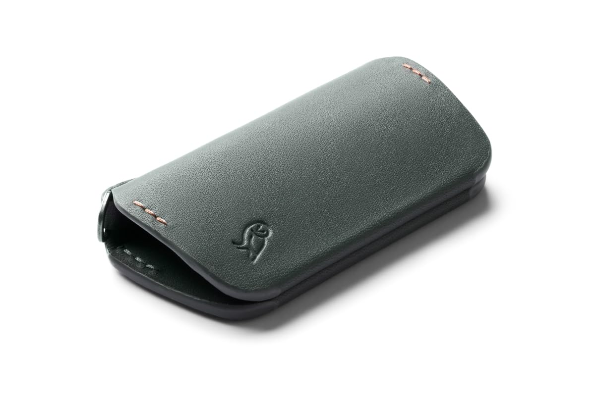 Bellroy Key Cover – Third Edition (Leather Key Holder, Holds 2 – 4 Keys) - Everglade