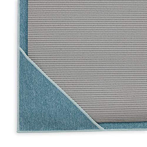 Gaiam Yoga Towel - Mat Sized Active Dry Non Slip Moisture Wicking Sweat Absorbent Microfiber Hot Yoga Towel for Women & Men | Stay-Put Corner Pockets (70" Long x 26" Wide)