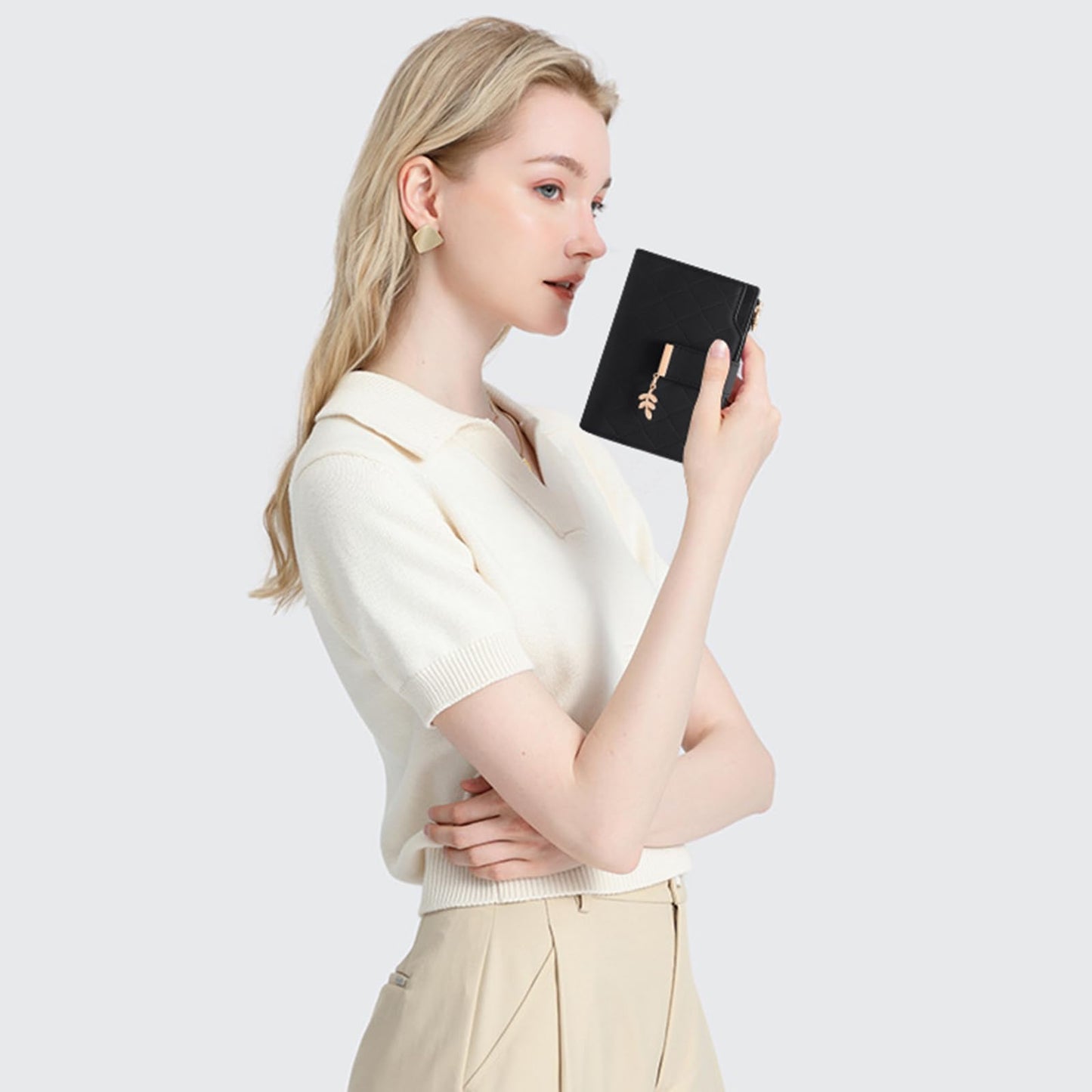 SENDEFN Wallets for Women Leather RFID Blocking Credit Card Case Holder Purse Zipper Pocket with ID Window
