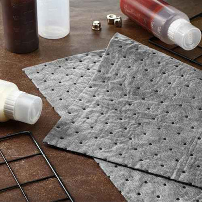 Hoolerry Oil Absorbent Pads Weight Dimpled Pad Garage Accessories Water Absorbent Mat Oil Spill Mat for Absorbing Protecting Home Garage Basement(15 x 17 Inch,Gray,100 Pcs)