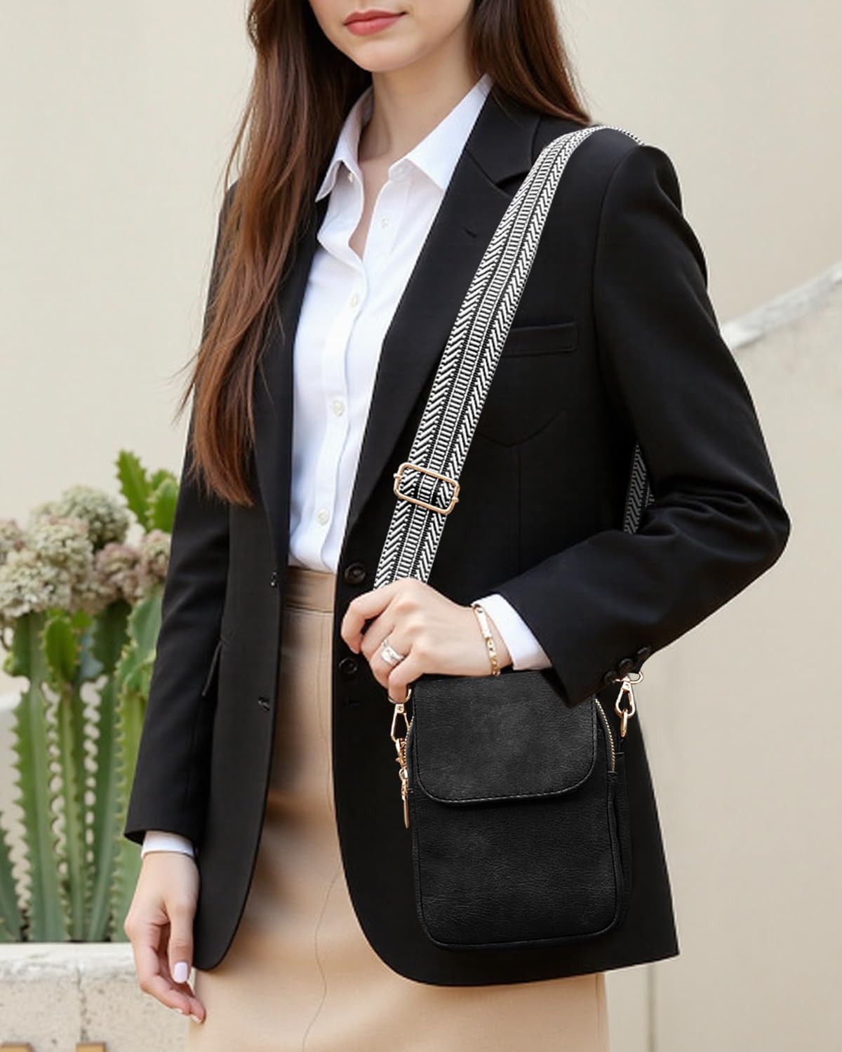 Fashion Small Crossbody Bags for Women Trendy Designer Cell Phone Purses Wallets with Card Holder Anti Theft Travel