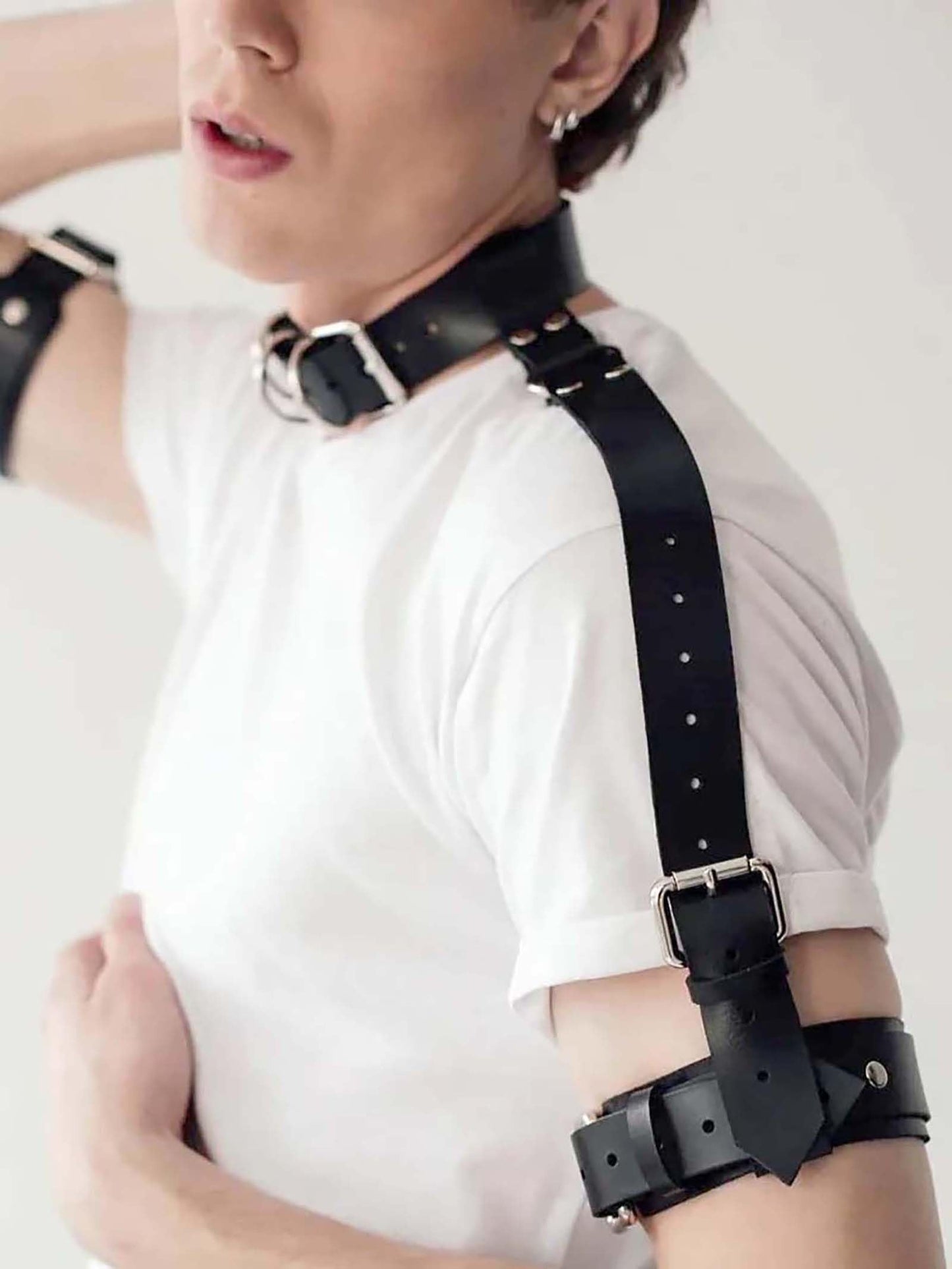 Men’s PU Leather Shoulder Harness with Neck Strap – Adjustable Black Harness Top with Arm Strap Accessory for Punk Fashion, Festivals, Cosplay & Stage Outfits(Fit Neck 13.4-18.1in)