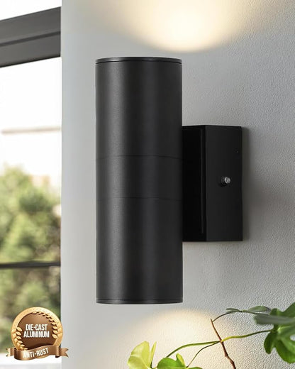 KIZON Outdoor Light with Outlet, Dusk to Dawn Outdoor Lighting, Matte Black Exterior Light Fixture Cylinder, Alunmium Anti Rust Up and Down Lights for House Porch Garage