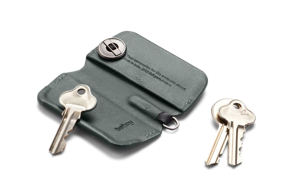 Bellroy Key Cover – Third Edition (Leather Key Holder, Holds 2 – 4 Keys) - Everglade