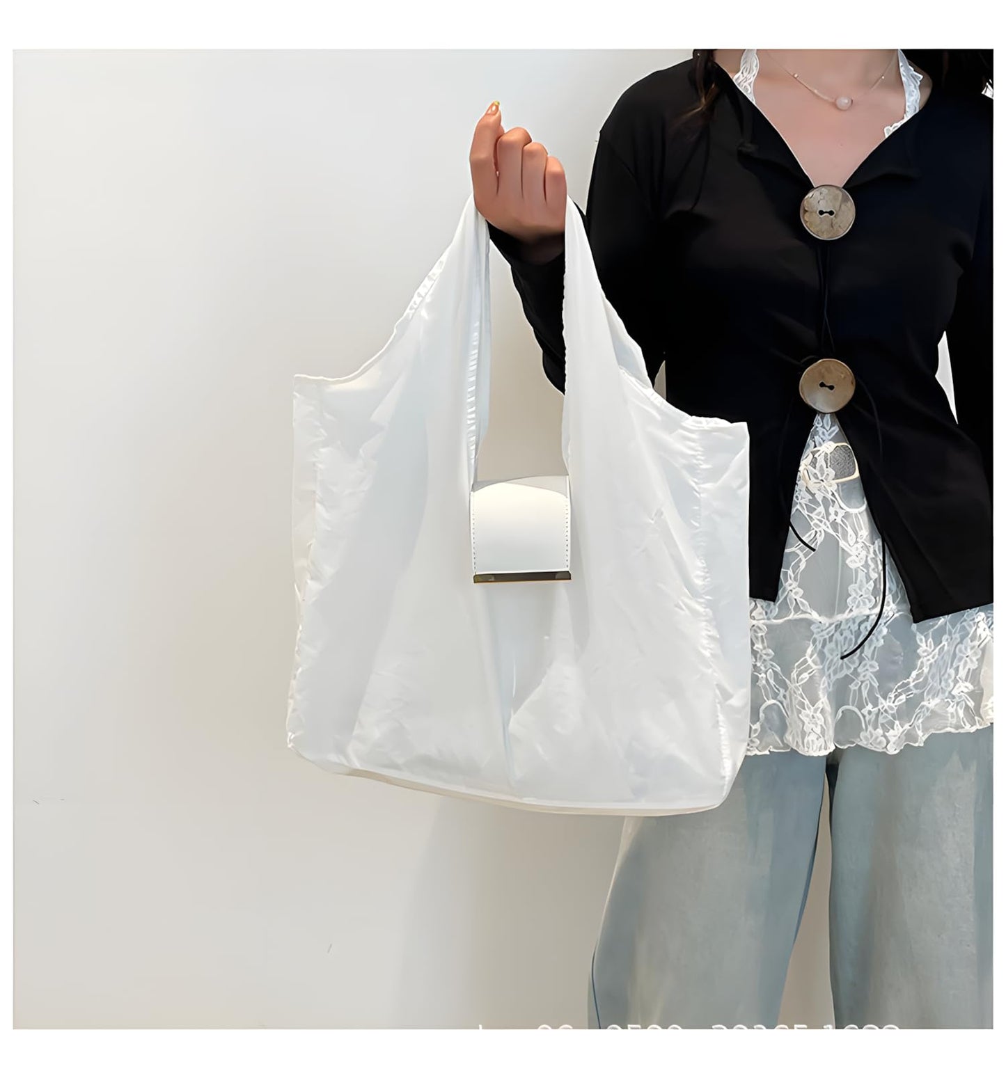 Locus Amoenus Foldable Reusable Shopping Bag Keychain, Portable Eco-Friendly Grocery Tote Bag for Women, Lightweight Travel Shopping Bag (white)