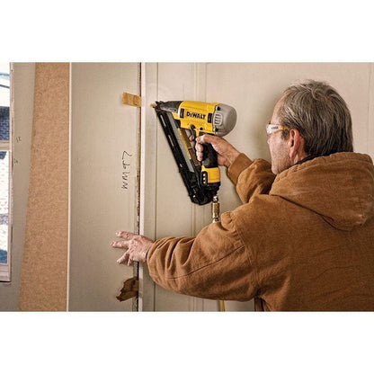 DEWALT Pneumatic Finish Nailer, 15-Gauge, 1/4 in., Corded (DWFP72155)