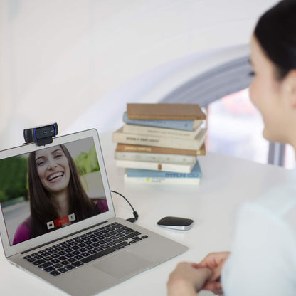 Logitech C920S HD Pro Webcam, Full HD 1080p/30fps Video Calling, Clear Stereo Audio, Light Correction, Privacy Shutter, Works with Skype, Zoom, FaceTime, Hangouts, PC/Mac/Laptop/Tablet/XBox - Black