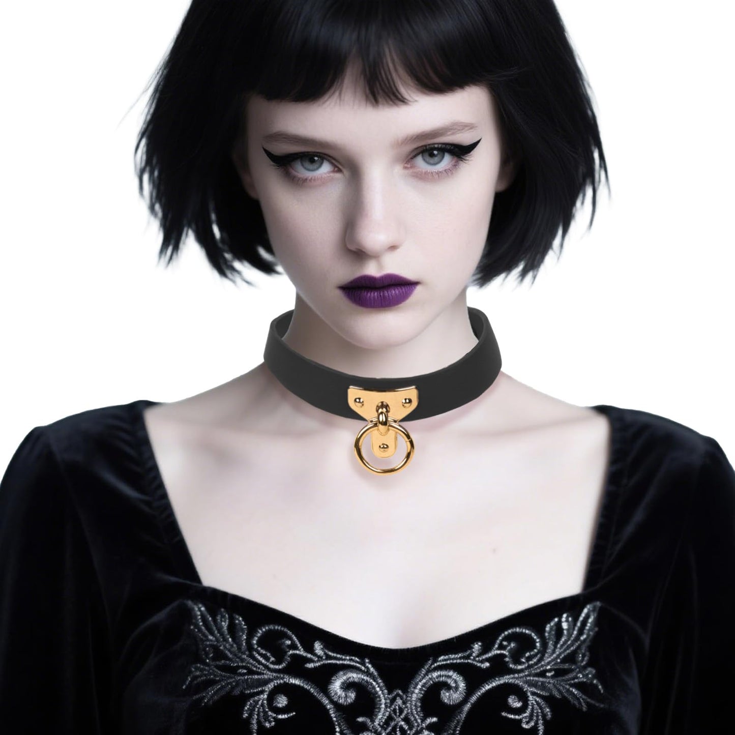 Clobeau Vintage Black Leather Choker Collar and Leash Set for Women, Bell Collar Choker with Chain Leash Set Soft Faux Leather Necklace for Halloween Gothic Cosplay (Black)