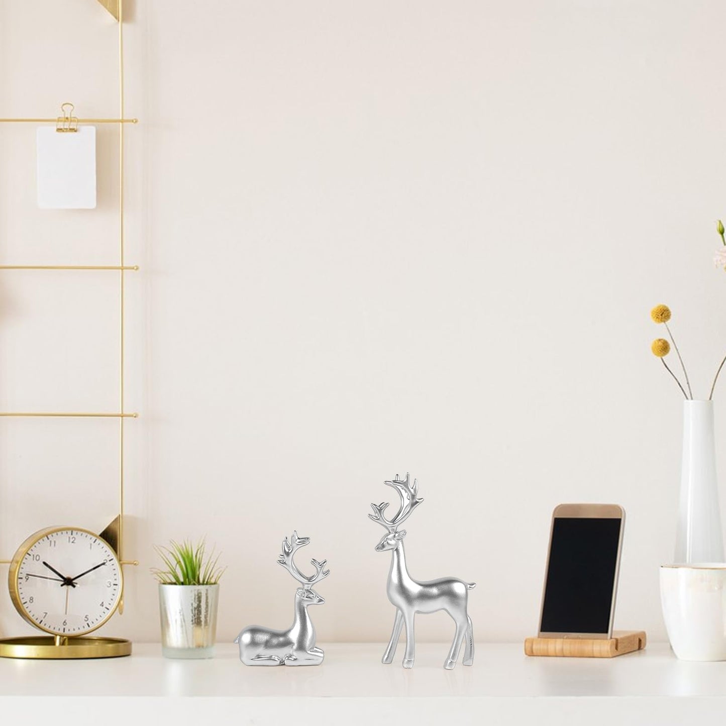 Bonlting 2 Pcs Christmas Reindeer Sculpture, Resin Elk Statues Deer Decorations for Home, Office, Bookshelf TV Stand, Living Room (Silver)