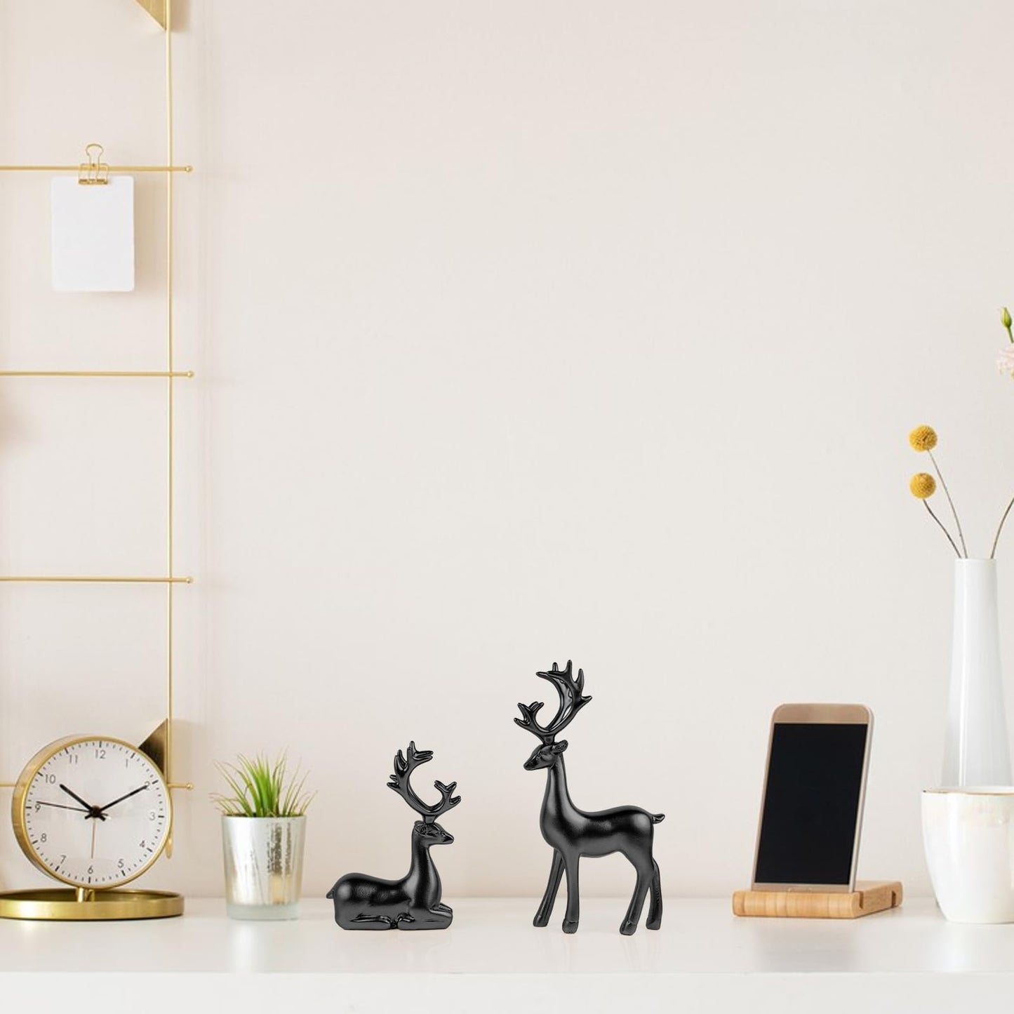 Bonlting 2 Pack Resin Christmas Reindeer Figurines Deer Statues Elk Sculpture Deer Ornaments for Living Figurine Statues TV Cabinet Home Office Wine Cabinet Decoration (Black)