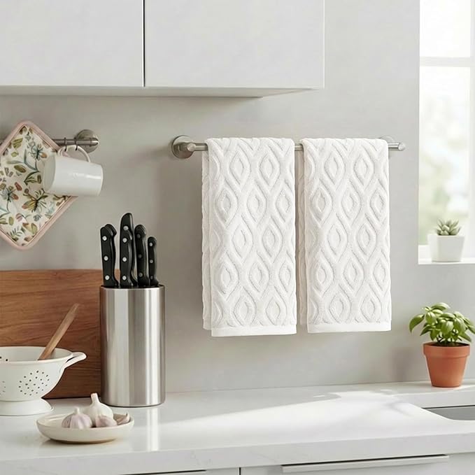 Artoid Mode 2 Pcs White 3D Diamond Grid Jacquard Hand Towels