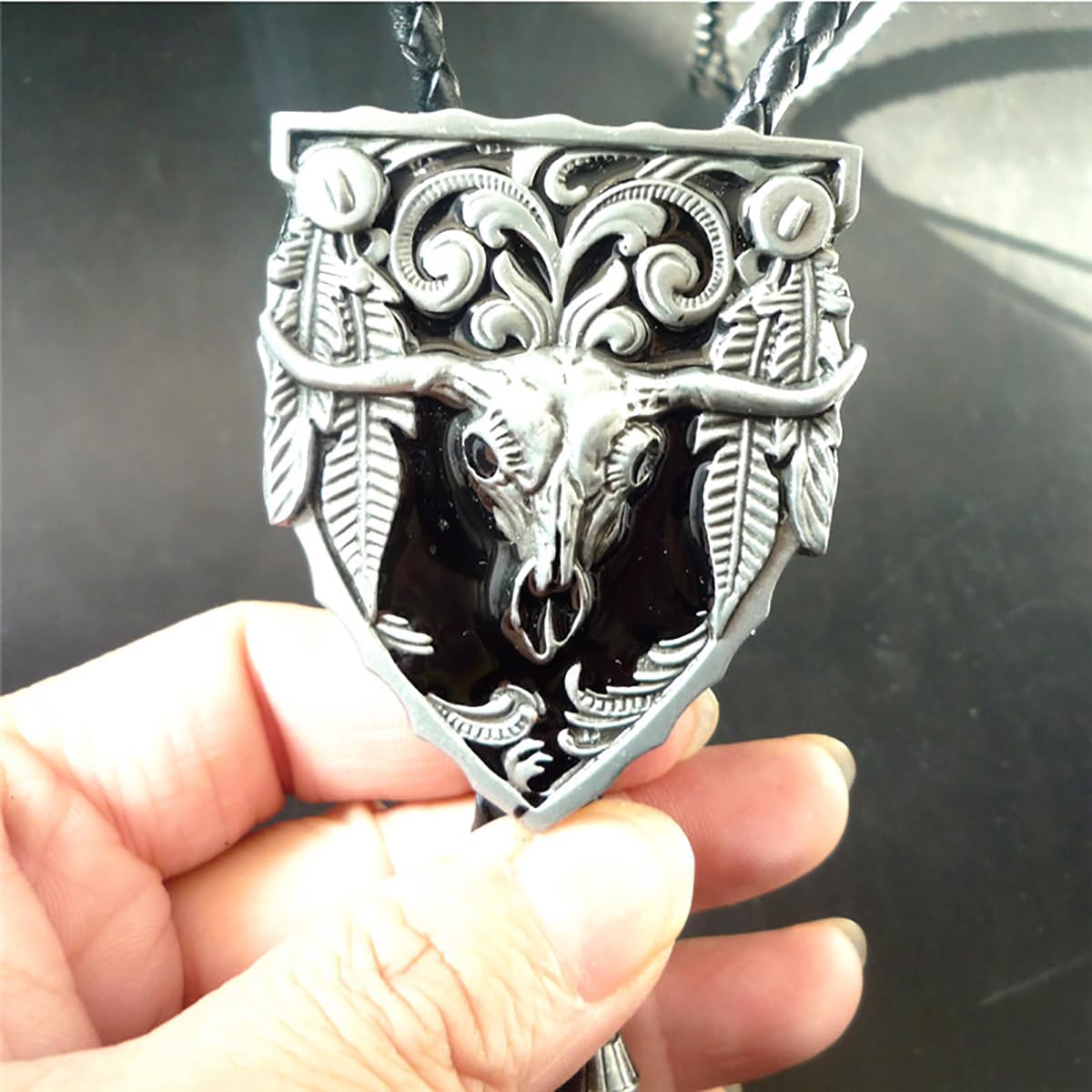 Popeoiuh Vintage Bolo Tie for Men Women Western Cowboy Leather Necktie Handmade Bolotie Cowboy Bull Head Shield Shape Bola Tie