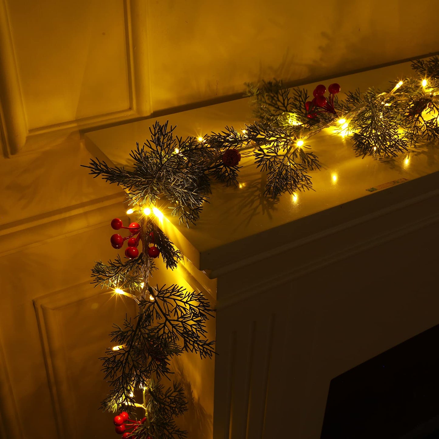 Spiareal 1 Pcs 5.74 ft Christmas Garland with Light Christmas Lighted Pine Garland Prelit Battery Operated Cedar Pine Cone Red Berry Greenery for Mantle Fireplace Decor