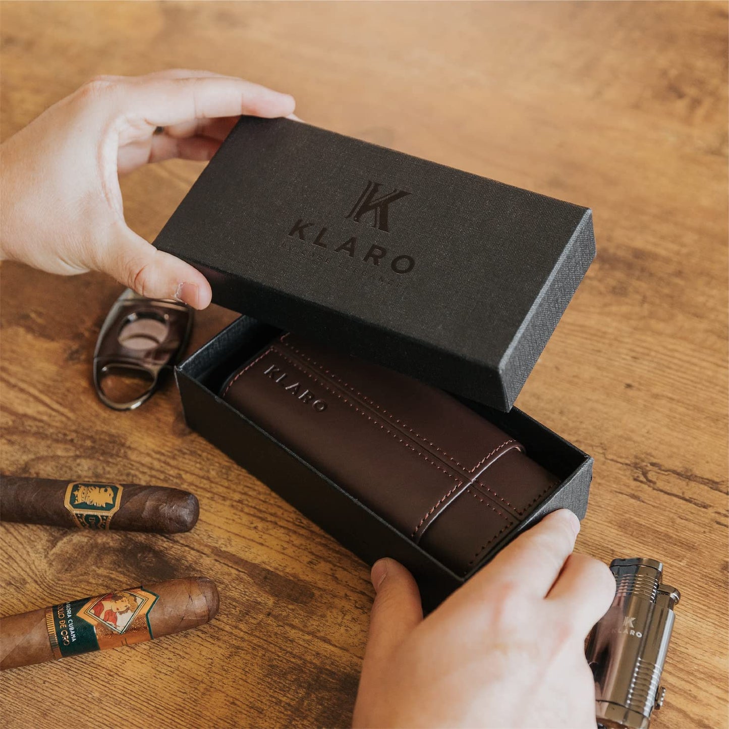 CASE ELEGANCE Premium 3 Cigar Protective Travel Case, Genuine Real Top Grain Brown Leather, Cedar Lined with Gold Metal End Caps, Gift Ready Packaging, Portable Travel Box
