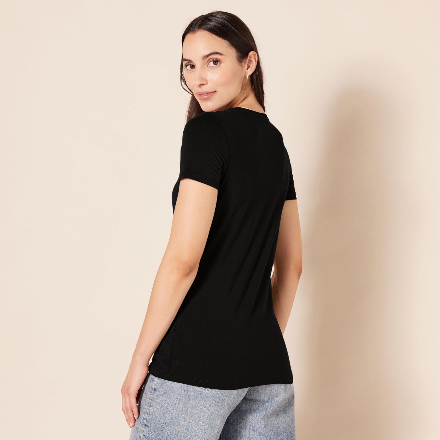 Amazon Essentials Women's Regular-Fit Short-Sleeve Crewneck T-Shirt, Pack of 2, Black/White, X-Small