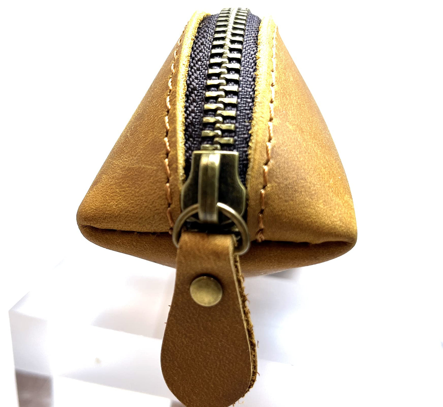 Craoopii Leather Pen Case Pencil Bag Pouch With Zipper Pen Holders Handmade Genuine Leather For Men Women Businessmen And Artists Home Work Office (Brownish yellow)