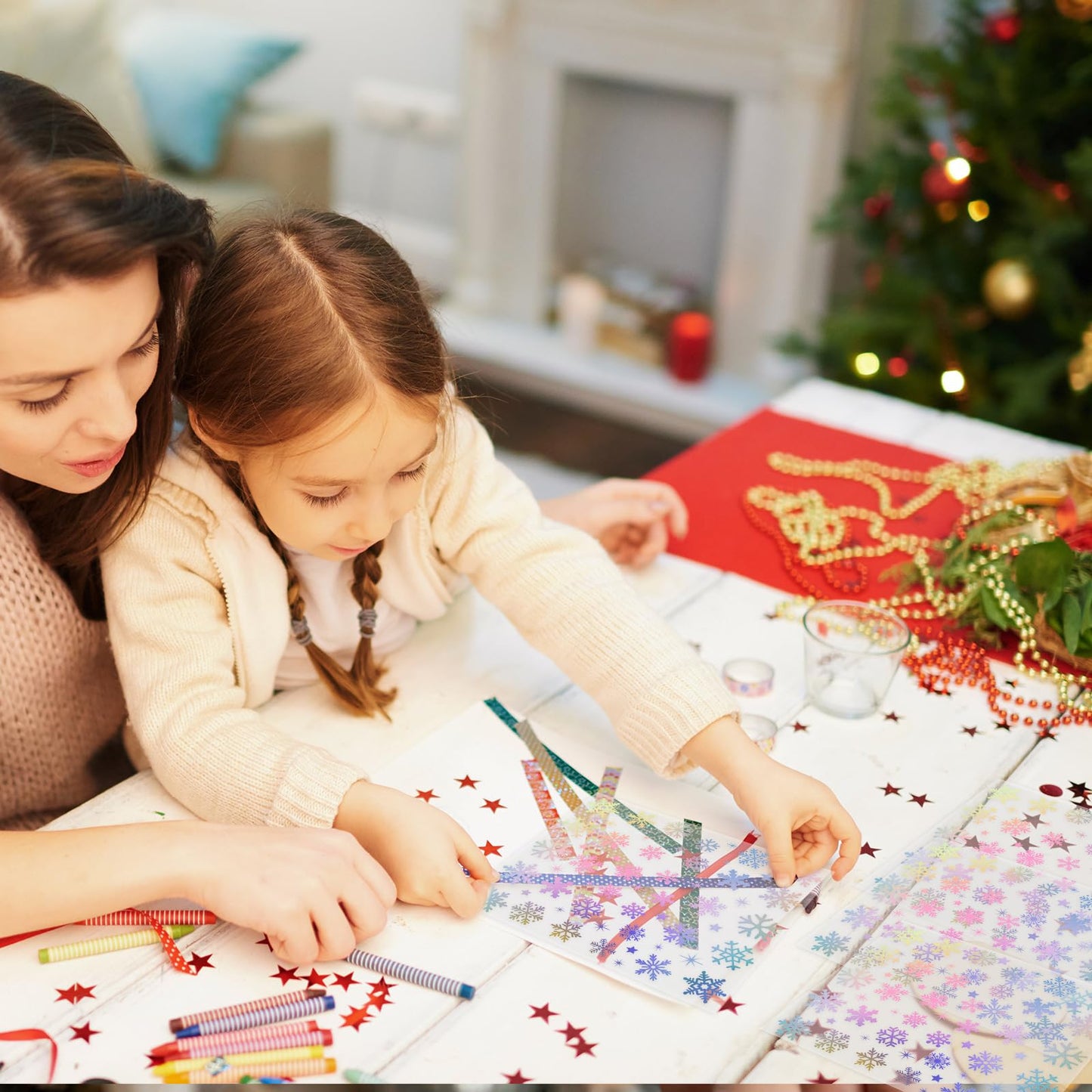 Whaline 330 Pcs Winter Christmas Stickers Holographic Snowflake Self-Adhesive Decals for Xmas Home Party DIY Crafts Supplies, 10 Sheets