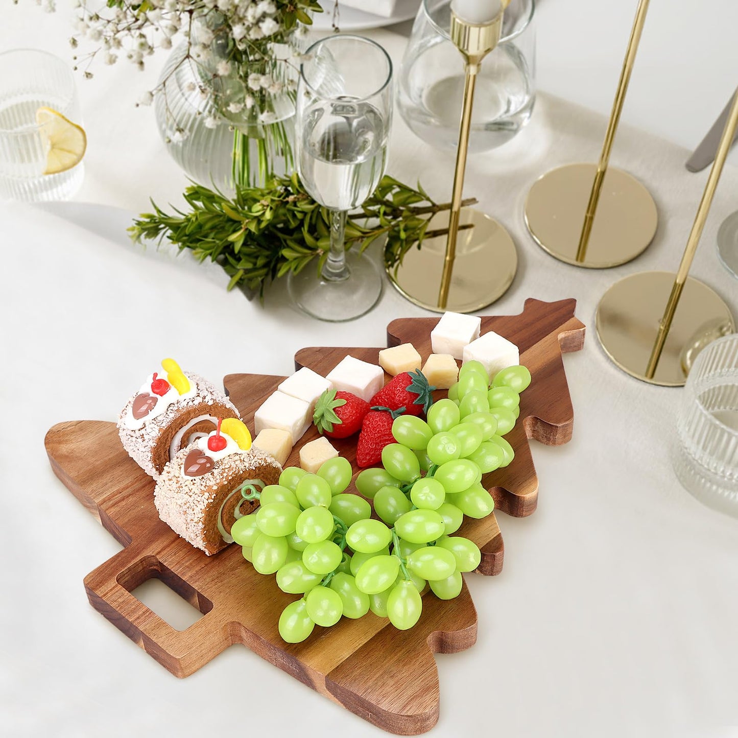 15" Wooden Christmas Tree Charcuterie Boards Acacia Wood Cutting Board with Handle Christmas Kitchen Decor Gifts Cheese Serving Tray for Dessert Appetizer Fruit Vegetable Platter Xmas Tree Platters