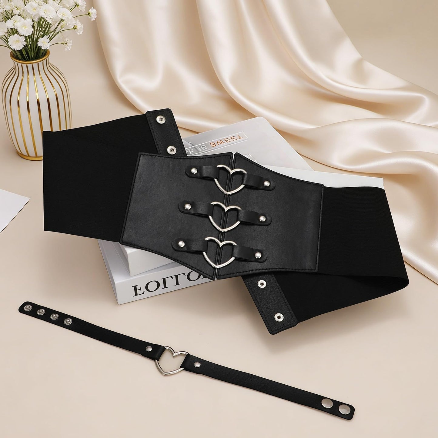 JKEEMI Women Corset Belt With Black Choker Set，Heart-Ring Wide Elastic Waist Goth Leather Corset for Daily Cosplay Halloween Costume Gifts