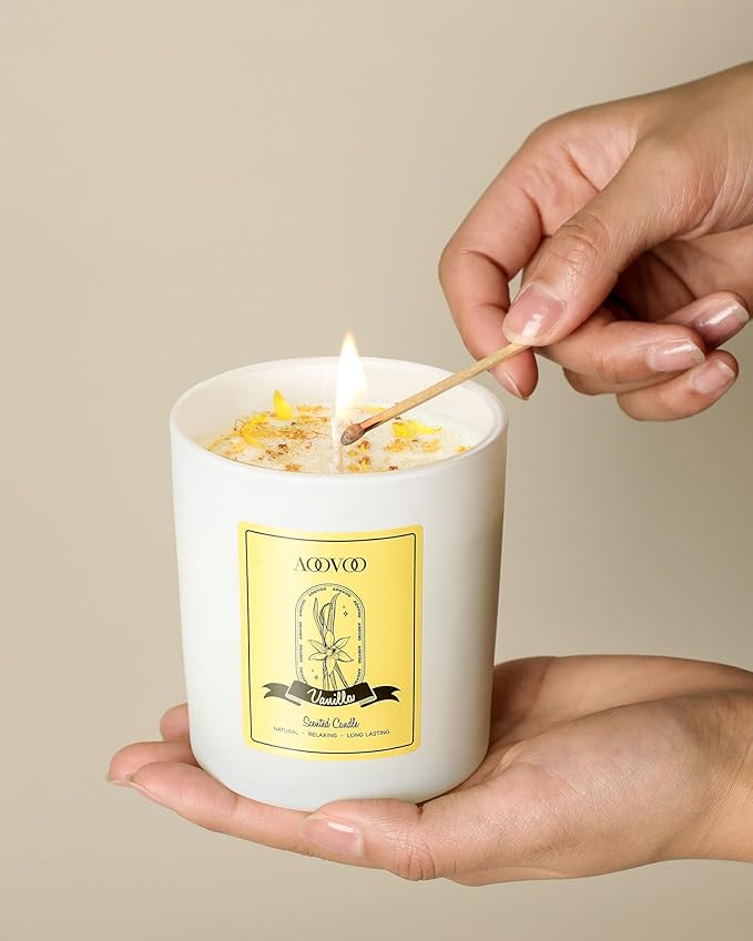 AOOVOO Vanilla Scented Candles for Women - Aromatherapy Candle with Crystals Inside, 10oz Soy Candles for Home Scented, Birthday Gifts Christmas Candle for Women Mom