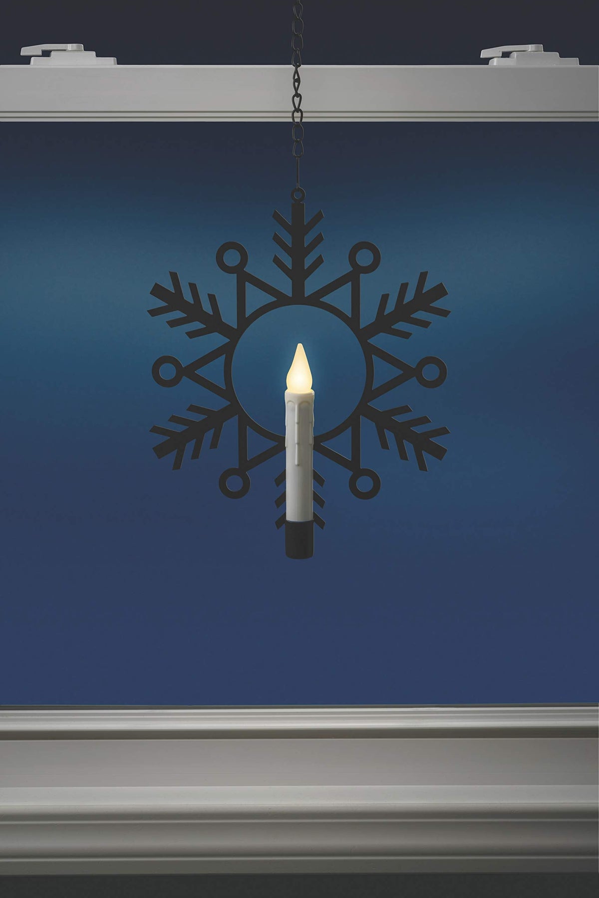 Xodus Innovations CW1500A-4 Battery Powered Metal Snowflake Window Wreath with Warm White Flickering Flameless Candle Light and Automatic Timer, Black and White, Pack of 4