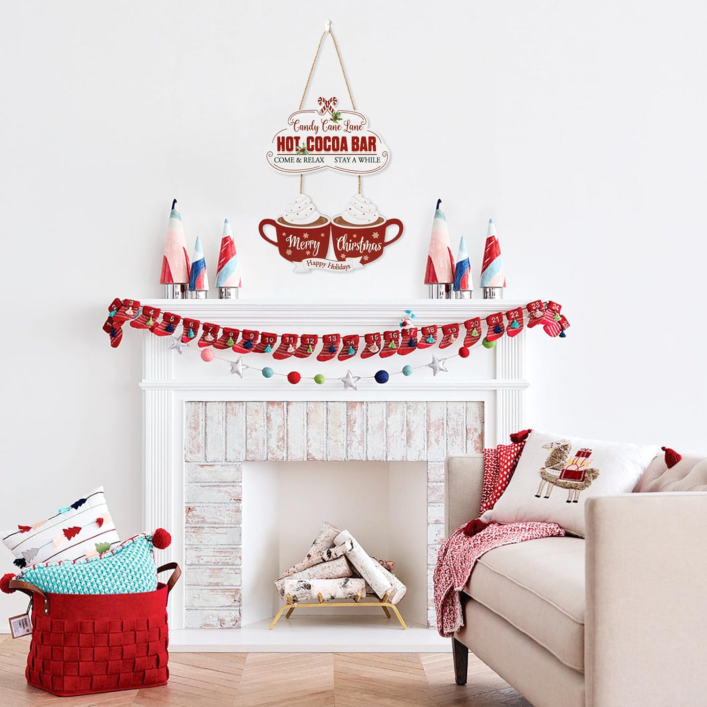 IARTTOP Christmas Hot Cocoa Wooden Hanging Sign for Living Room Decor Candy Come&Relax Plaque Sign Christmas Wreath Welcome Sign Christmas Wall Decor Merry Christmas for Happy Holiday Party Decoration