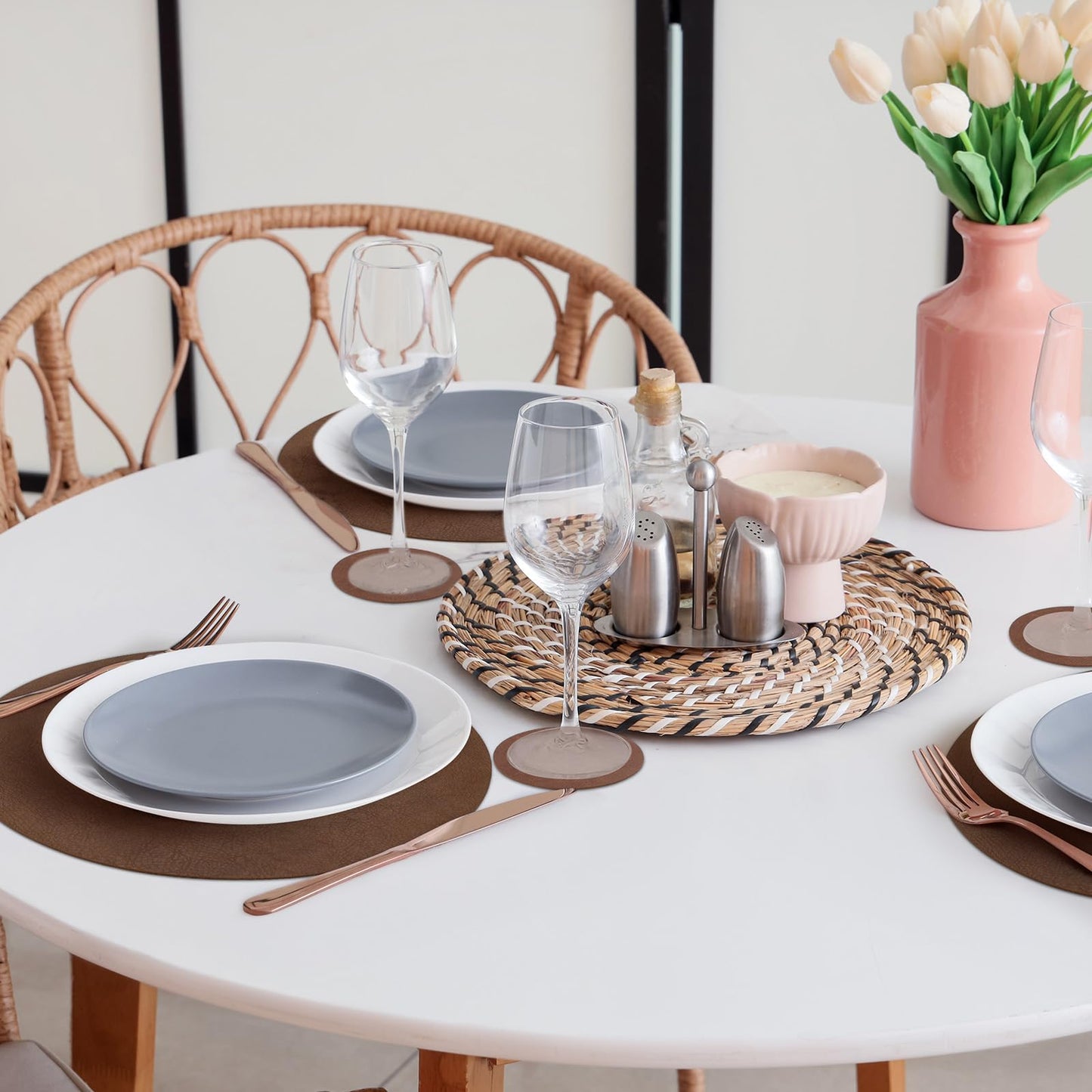 comfoyar Faux Leather Round Placemats with Coasters Set of 6, 13x13 Inch Non-Slip Heat Resistant Dual-Sided Brown Place Mats, Waterproof Table Mats for Kitchen Dining Party Table Decoration