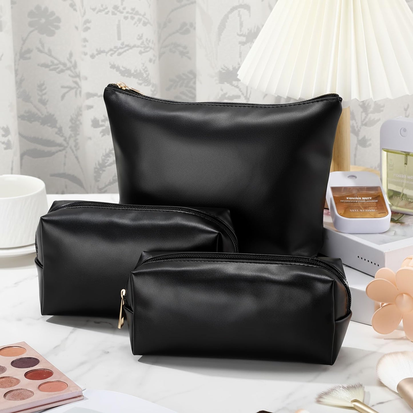 Kigeli 3 Piece Leather Makeup Bag Set Graduation Women Gifts PU Leather Makeup Toiletry Bag Bridesmaid Cosmetic Pouch Small Aesthetic Travel Purse for Wedding Birthday Women Gifts(Black)