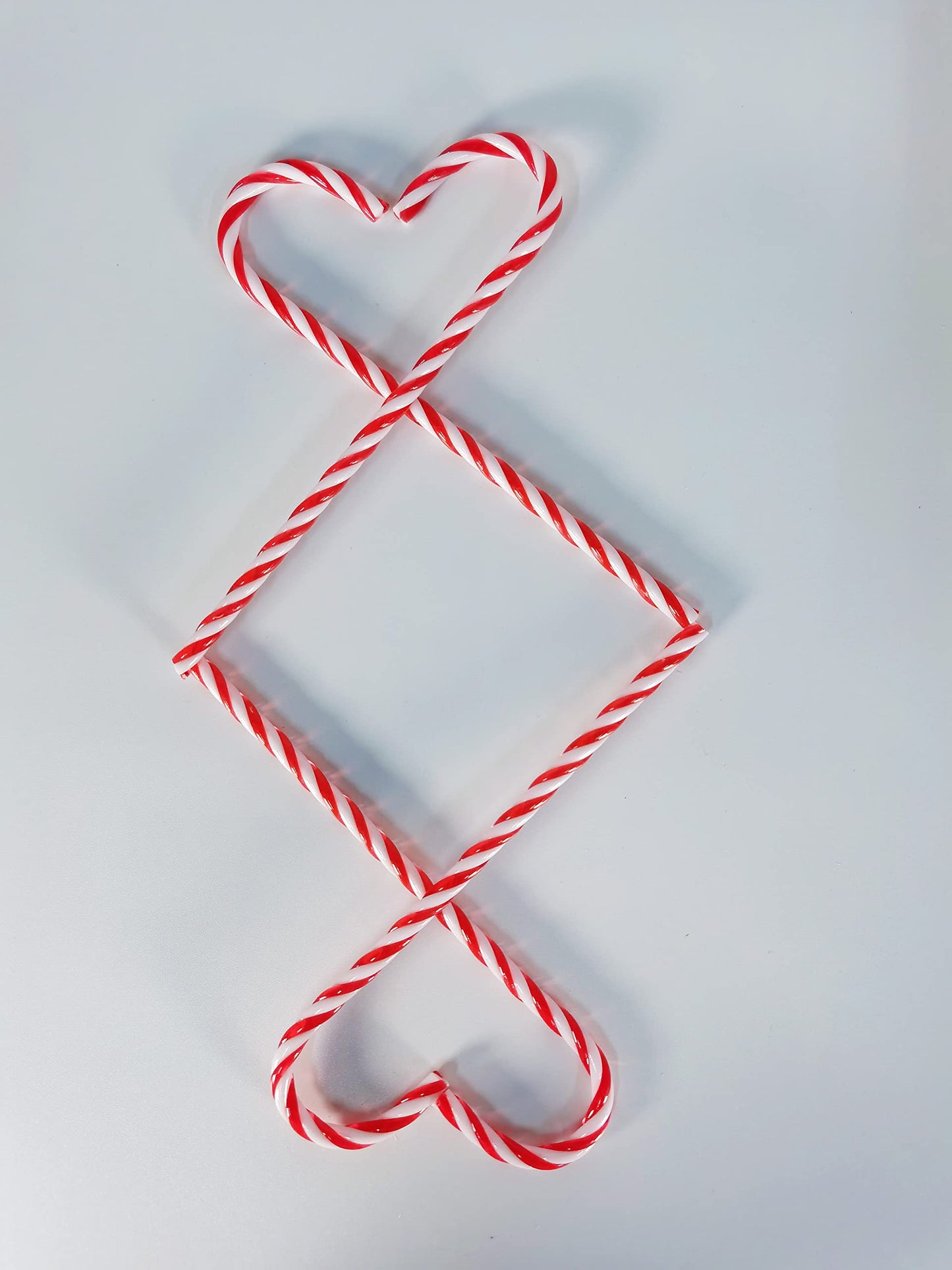50 Pcs Christmas Candy Canes 5.9 inch Plastic Christmas Tree Hanging Ornaments Twisted Red White Crutch Candy Canes for Xmas Home Indoor Outdoor Party Decoration (red White)