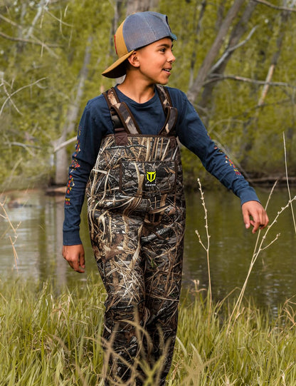 TIDEWE Chest Waders for Toddler & Children, Neoprene Waterproof Insulated Hunting & Fishing Youth Waders for Boy and Girl, Cleated Bootfoot Kids Wader, Next Camo Evos (Size 2T)
