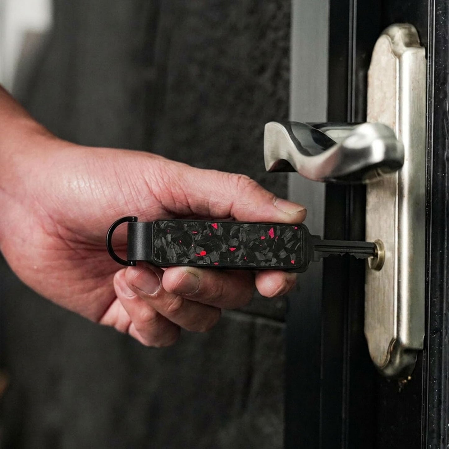 CAXGEK Metallic Key Organizer - Aluminum Forge Carbon Fiber Key Organizer holder, Minimalist Innovative Keychain.