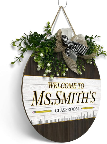 Personalized Teacher Door Signs for Classroom Custom Teacher Name Sign with Wreath Wooden Welcome Hanging Sign with Bow for Classroom Front Door School Bulletin Board Decor 12 Inch