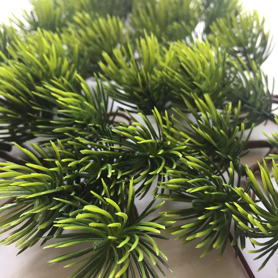 Artfen 2pcs Artificial Pine Branches Plastic Pine Branch Accessories for Christmas DIY Craft Office Home Events Decor