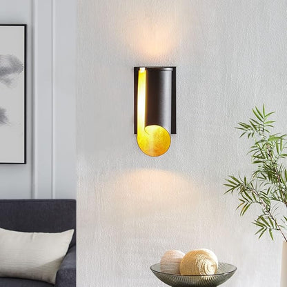 Modern Industrial Ada Wall Sconce – Black Metal with Brass Accents – Elegant Indoor Wall Light for Living Room, Hallway, or Bedroom