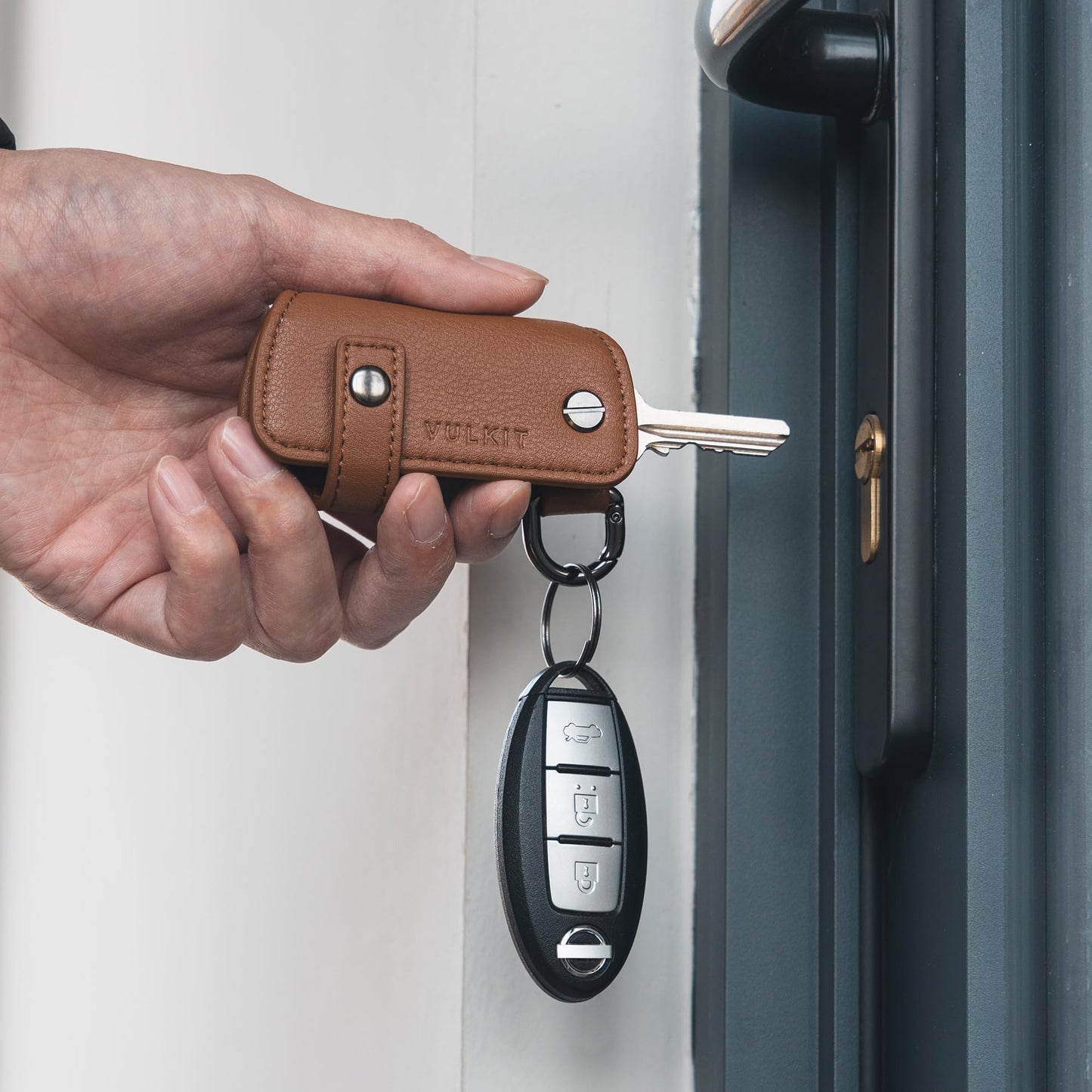 VULKIT Key Organizer Premium Leather Keychain Compact Design Everyday Carry Accessories