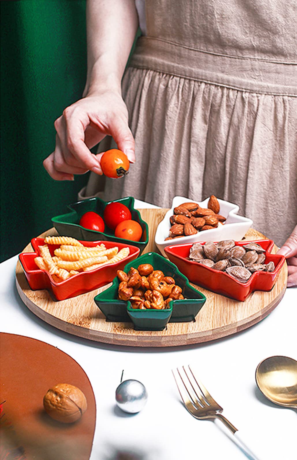 Rotatable Colorful 10.8 Inches 5pcs Christmas Tree Plates Chip & Dip Set Ceramic Snack Plate with Bamboo Tray, Round Removable Porcelain Appetizer Dessert Fruit Salad Saucer Bowls Cutlery Platter Dish